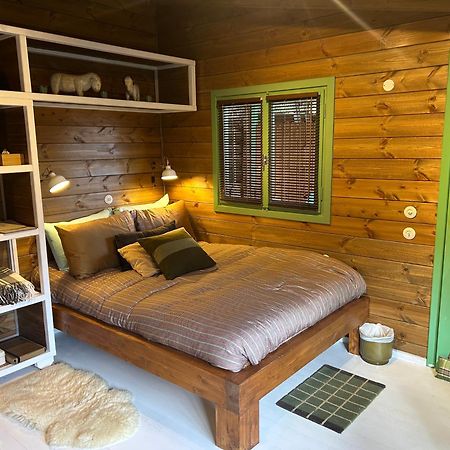 Гостевой дом Vasilikia Mountain Farm & Retreat Павлиани Экстерьер фото